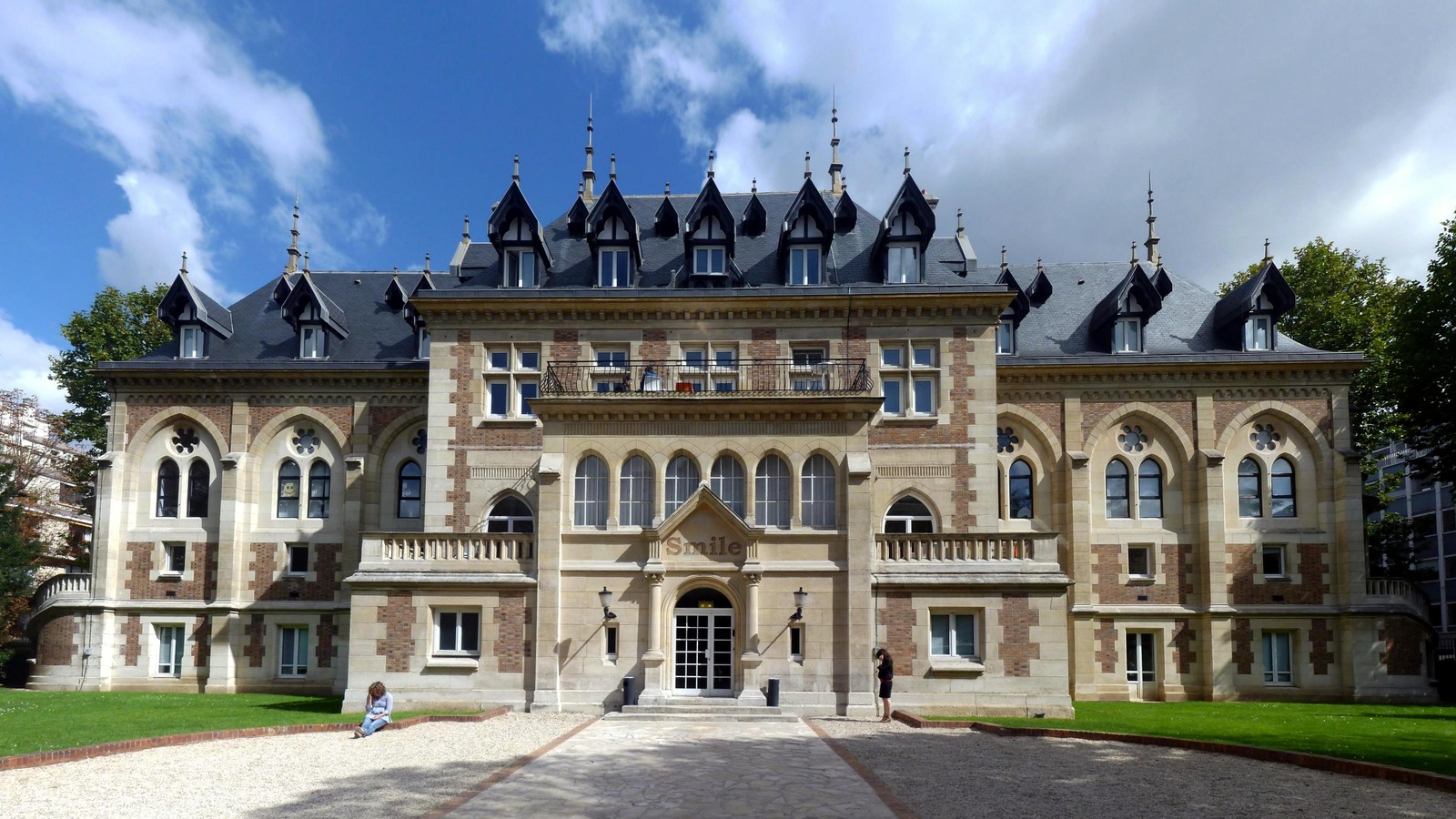 Château anglais et villa mauresque : les monuments historiques méconnus de Levallois-Perret